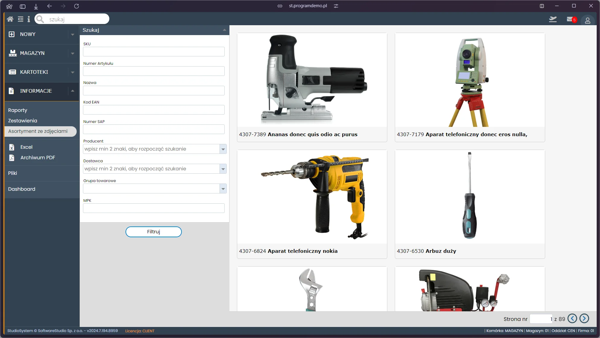 Pracownik w systemie WMS